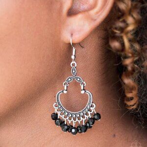 Paparazzi Jewelry Accessories - Babe Alert - Black Earrings - Vintage